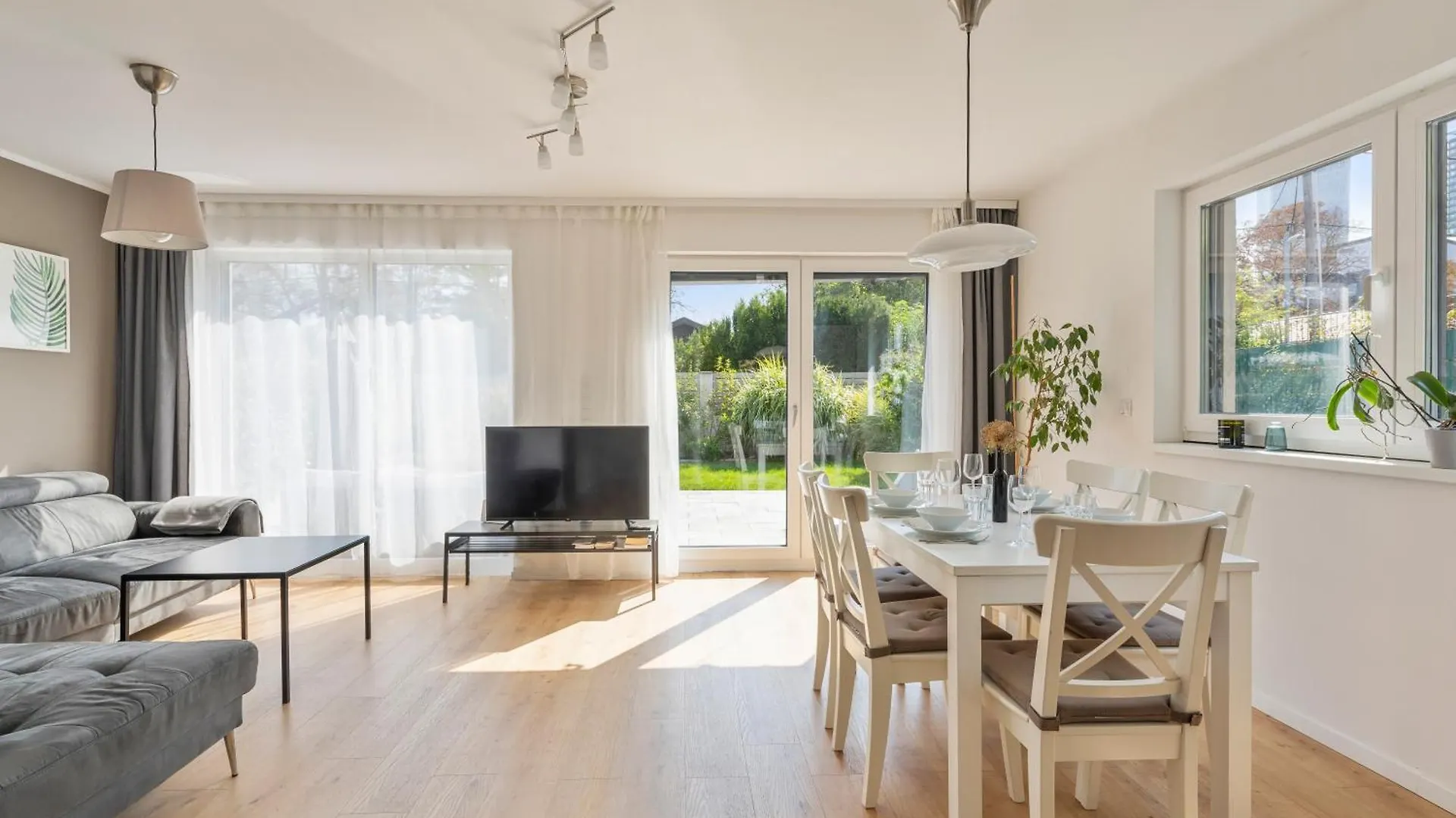 Vacation Home In Prater - Central, Garden And Sauna Vienna 0*,  Austria