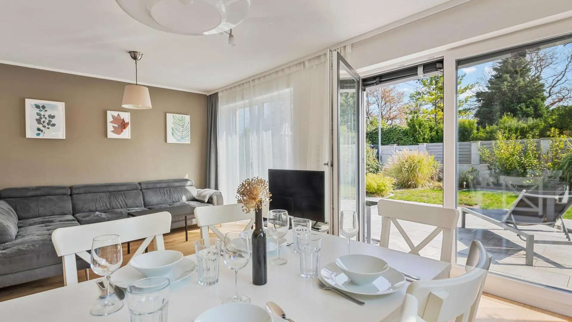 Vacation Home In Prater - Central, Garden And Sauna Vienna Holiday home